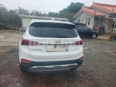 Photo 1 of 7: 2019 Hyundai Santa Fe TM — Korean insurance auction