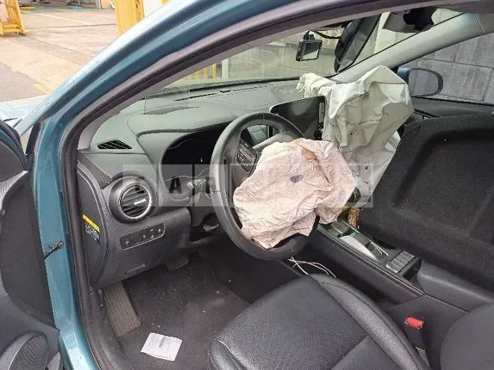 Photo 2 of 15: 2019 Hyundai Kona Electric Car — Korean insurance auction
