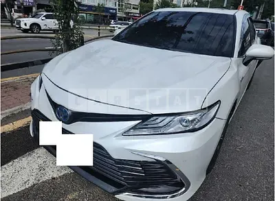 Photo 1 of 50: 2024 Toyota Camry Hybrid — Korean insurance auction