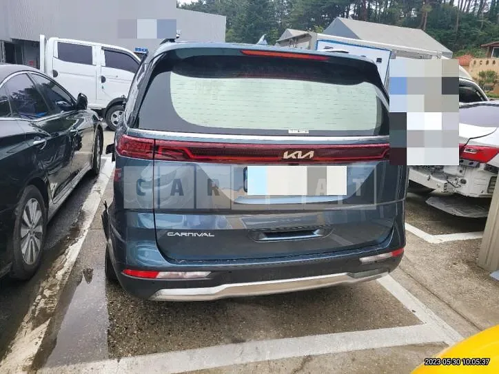 Photo 2 of 15: 2022 Kia Carnival 2.2, VIN KNANE81BBNS170550 — Korean insurance auction