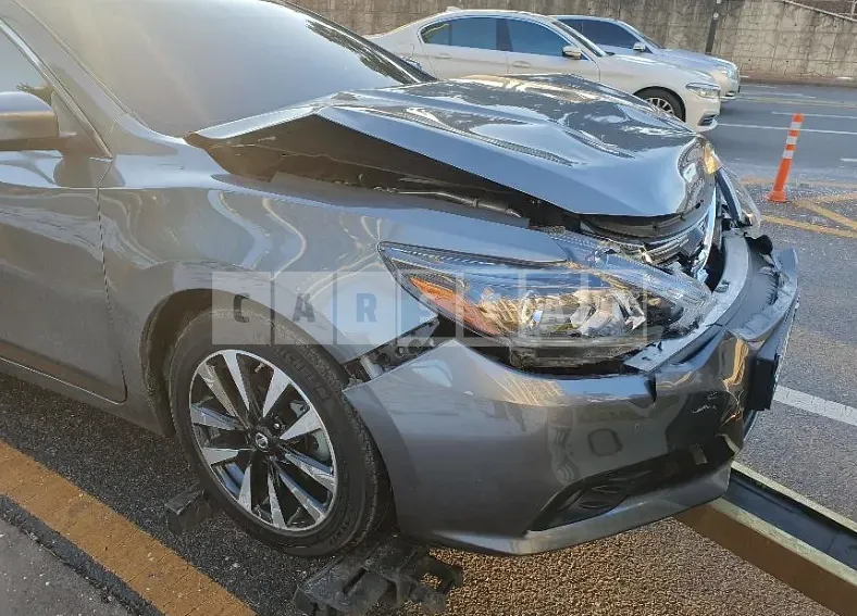 Photo 2 of 15: 2018 Nissan Altima 2.5, VIN 1N4AL3AP5JC145050 — Korean insurance auction