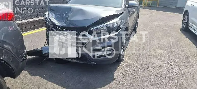 Photo 2 of 9: 2017 Hyundai Tucson TL 2.0 (4WD), VIN KMHJ581ADJU593984 — Korean insurance auction
