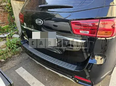 Photo 1 of 11: 2018 Kia Carnivals — Korean insurance auction