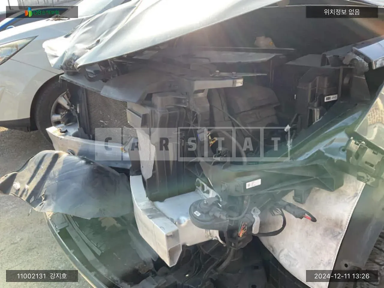 Photo 2 of 8: 2021 Kia Sorento, VIN KNARJ81FGMA111202 — Korean insurance auction