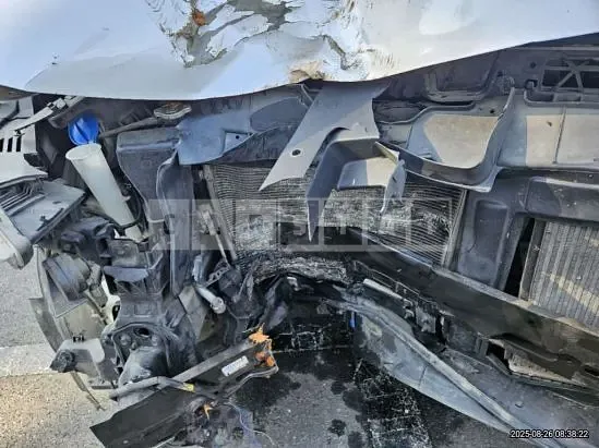 Photo 2 of 11: 2019 Hyundai Santa Fe — Korean insurance auction