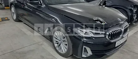 Photo 2 of 9: 2021 BMW 530e, VIN WBA51AG04MCF21533 — Korean insurance auction