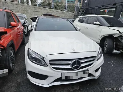 Photo 1 of 17: 2016 Mercedes-Benz C250 d — Korean insurance auction