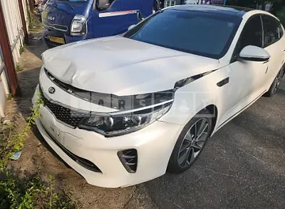 Photo 1 of 16: 2016 Kia K5, VIN KNAGU415GGA038839 — Korean insurance auction