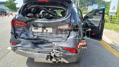 Photo 1 of 2: 2015 Hyundai Santa Fe DM — Korean insurance auction