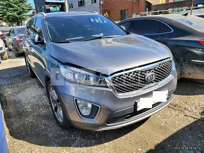 Photo 1 of 13: 2015 Kia Sorento, VIN KNAPS81ABFA046305 — Korean insurance auction