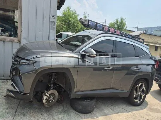 Photo 2 of 28: 2023 Hyundai Tucson — Korean insurance auction