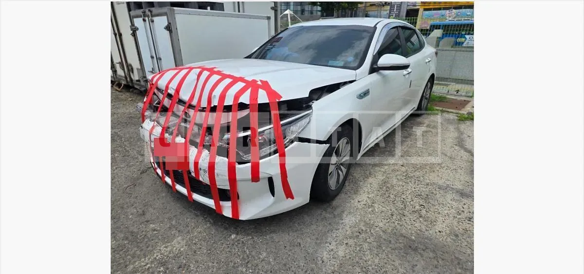 Photo 2 of 6: 2017 Kia K5 2.0 (Hybrid) — Korean insurance auction