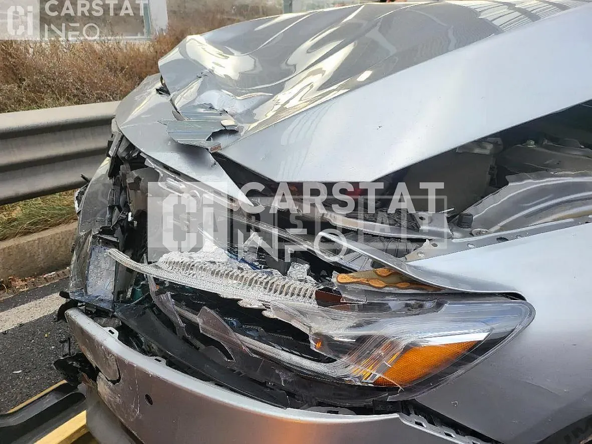 Photo 2 of 11: 2020 Honda Accord Hybrid — Korean insurance auction
