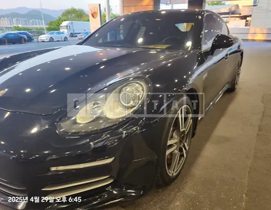 Photo 2 of 6: 2015 Porsche Panamera 4 — Korean insurance auction