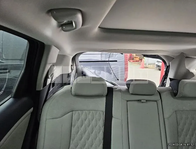 Photo 2 of 43: 2024 Kia Sportage 1.6 — Korean insurance auction