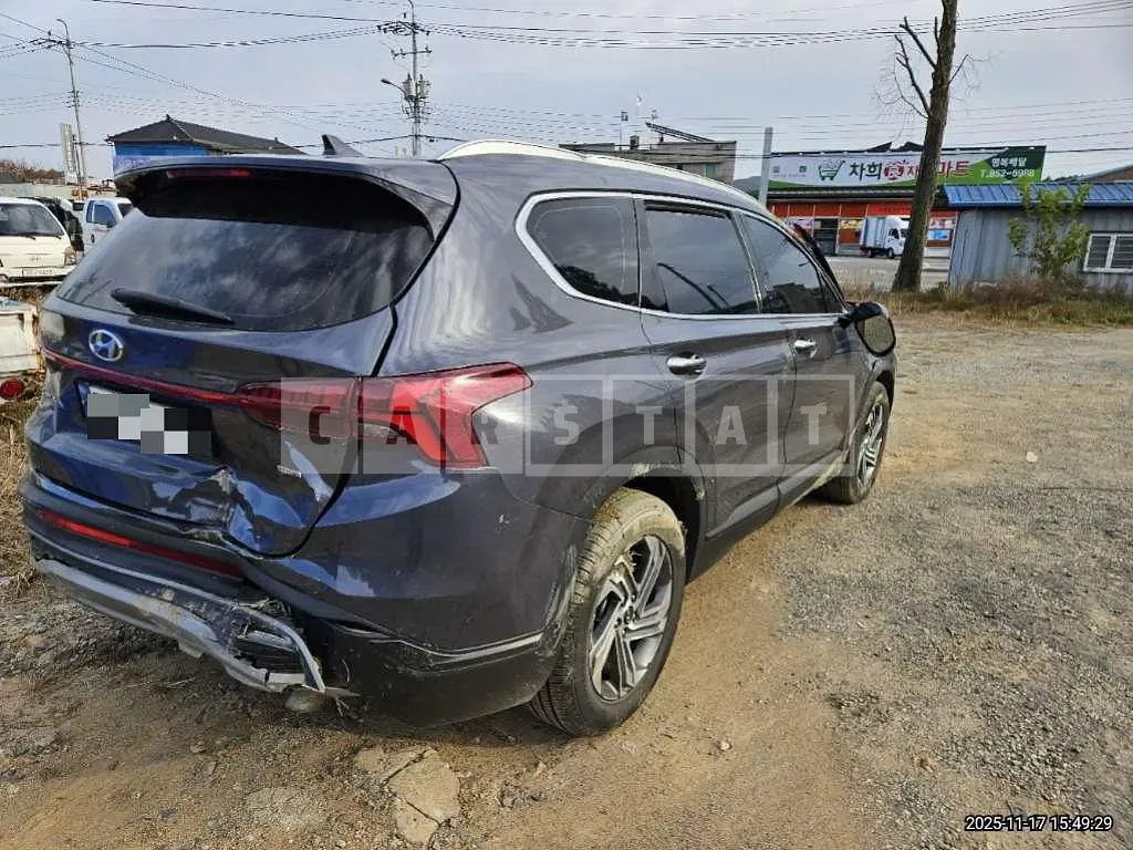Photo 2 of 15: 2022 Hyundai Santa Fe TM 2.2 4WD — Korean insurance auction