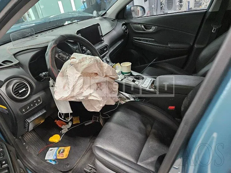 Photo 2 of 18: 2019 Hyundai Kona, VIN KMHK381GFKU016176 — Korean insurance auction