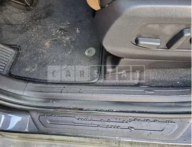 Photo 2 of 42: 2023 Kia Carnival — Korean insurance auction