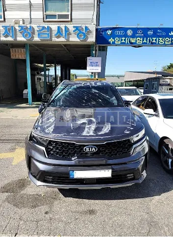 Photo 2 of 26: 2021 Kia Sorento, VIN KNARK81GBMA014905 — Korean insurance auction