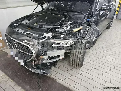 Photo 1 of 57: 2025 Mercedes-Benz E200 — Korean insurance auction
