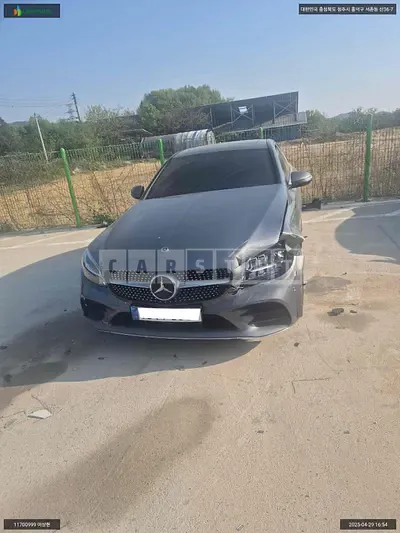 2021 Mercedes-Benz C200