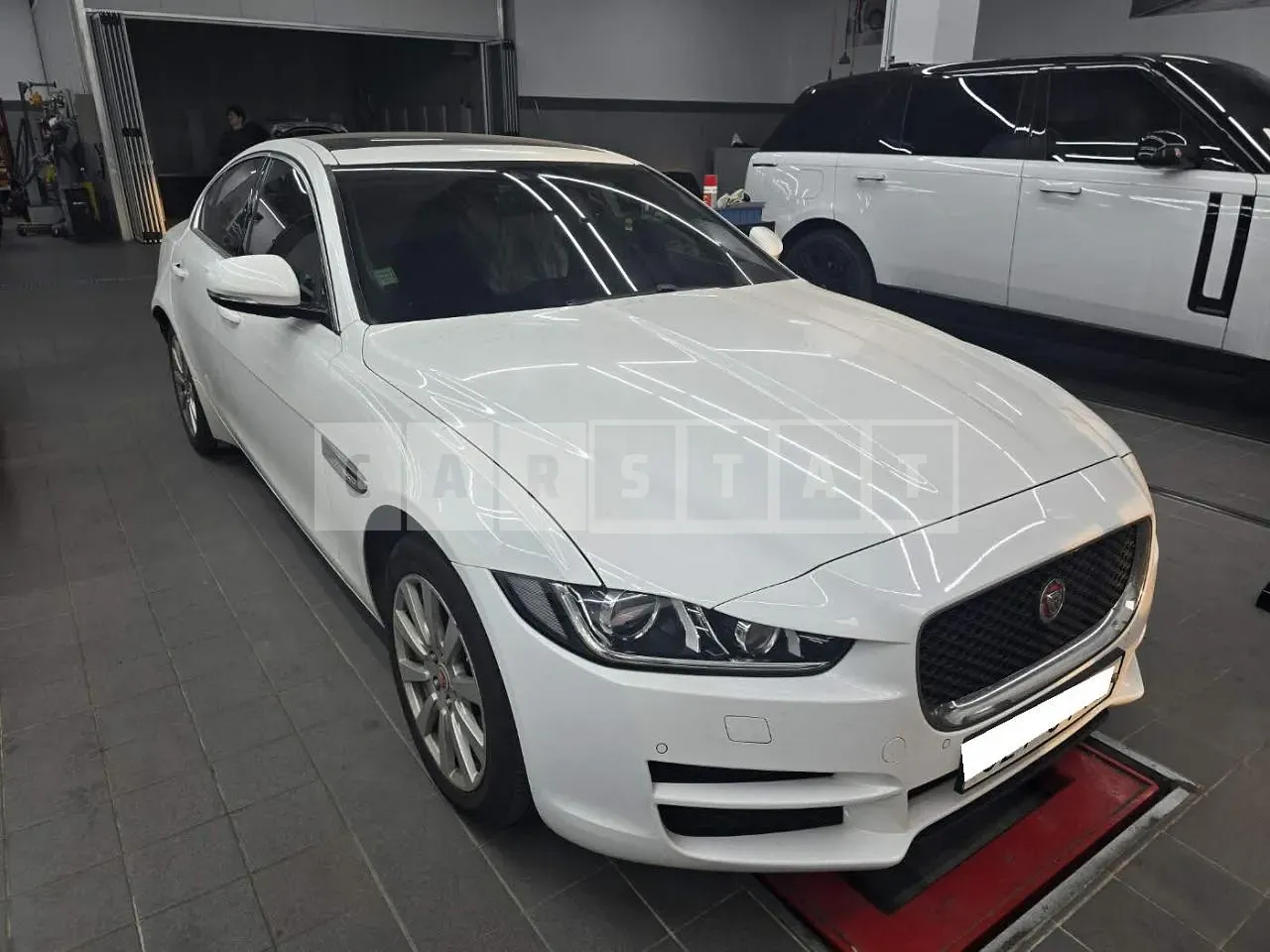 Photo 2 of 12: 2017 Jaguar XE 20d, VIN SAJAA4BN6HCP00201 — Korean insurance auction