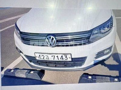 Photo 1 of 21: 2015 Volkswagen Tiguan 2.0 TDI Blue Motion — Korean insurance auction