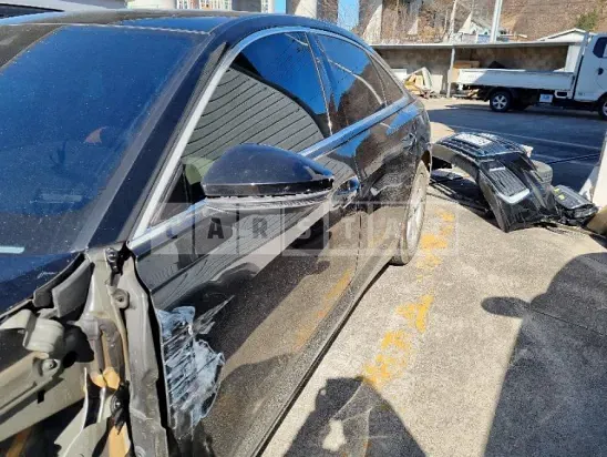 Photo 2 of 10: 2020 Audi A6 40 TDI, VIN WAUZZZF2XLN026572 — Korean insurance auction