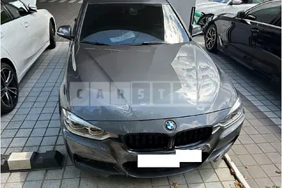 Photo 1 of 5: 2017 BMW 320i — Korean insurance auction