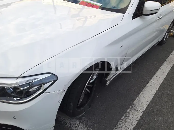 Photo 2 of 30: 2017 BMW 520d, VIN WBAJC310XHG922920 — Korean insurance auction
