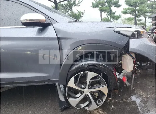 Photo 2 of 9: 2018 Hyundai Tucson — Korean insurance auction