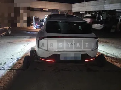Photo 1 of 22: 2022 Kia EV6 — Korean insurance auction