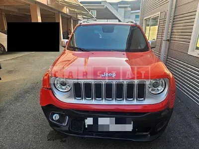 Photo 1 of 10: 2015 Jeep Zip Renegade — Korean insurance auction