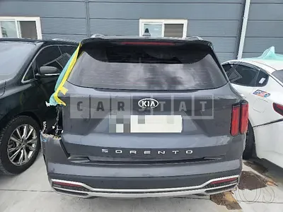 Photo 1 of 32: 2020 Kia Sorento 2.2, VIN KNARH81BGMA007258 — Korean insurance auction