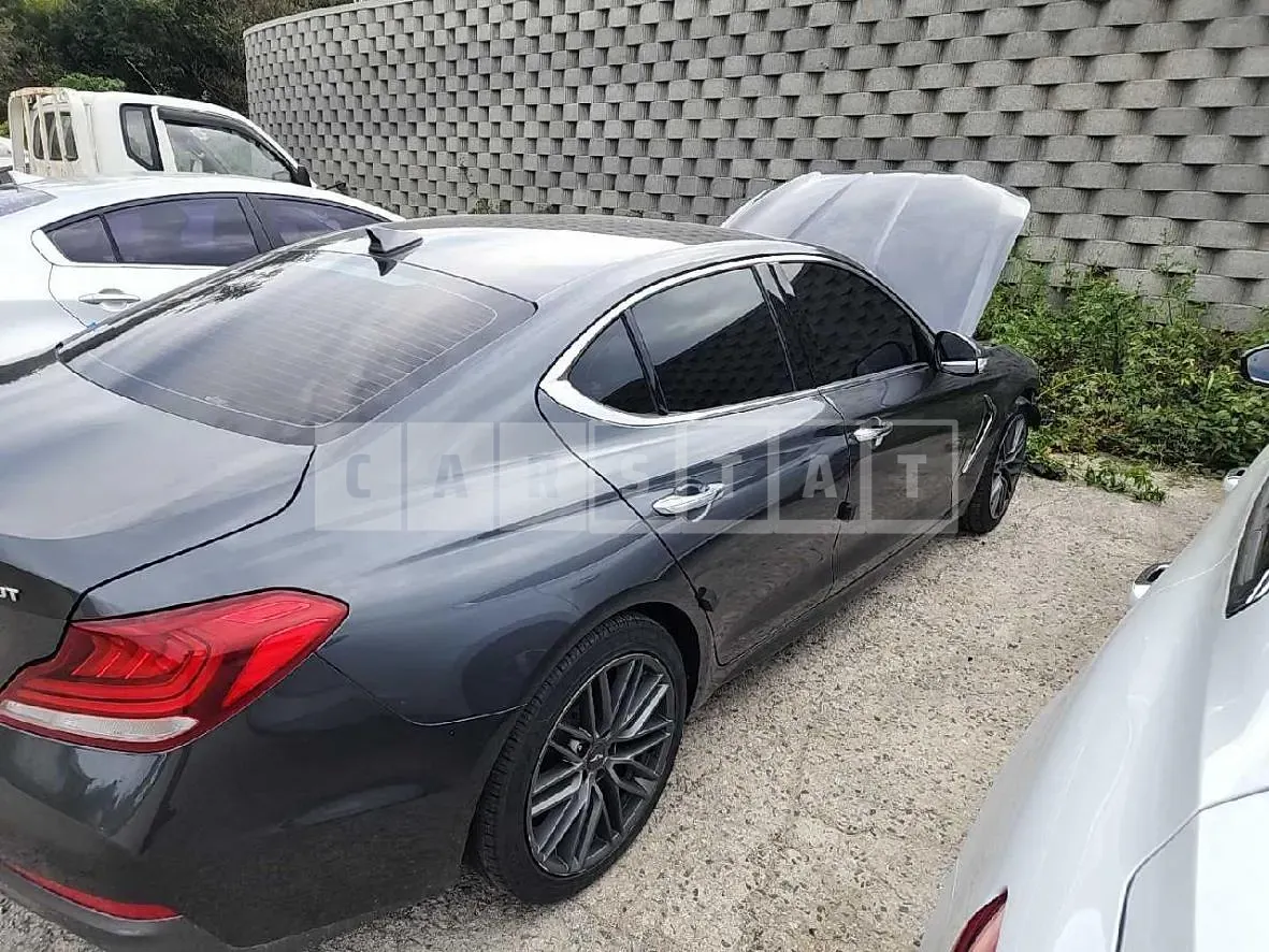 Photo 2 of 11: 2018 Genesis G70 — Korean insurance auction