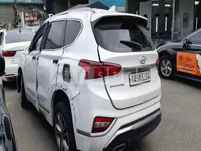 Photo 2 of 16: 2020 Hyundai Santa Fe, VIN KMHS581BBLU263475 — Korean insurance auction