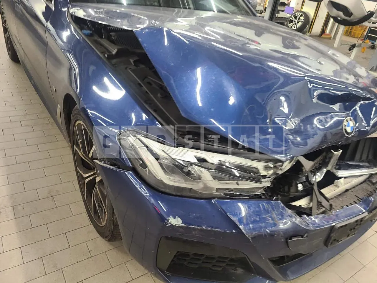 Photo 2 of 40: 2021 BMW 523d xDrive, VIN WBA31ES00MWX00105 — Korean insurance auction