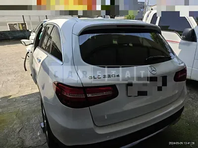 Photo 1 of 19: 2016 Mercedes-Benz GLC220 d 4Matic — Korean insurance auction
