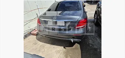Photo 1 of 36: 2017 Mercedes-Benz E200 — Korean insurance auction