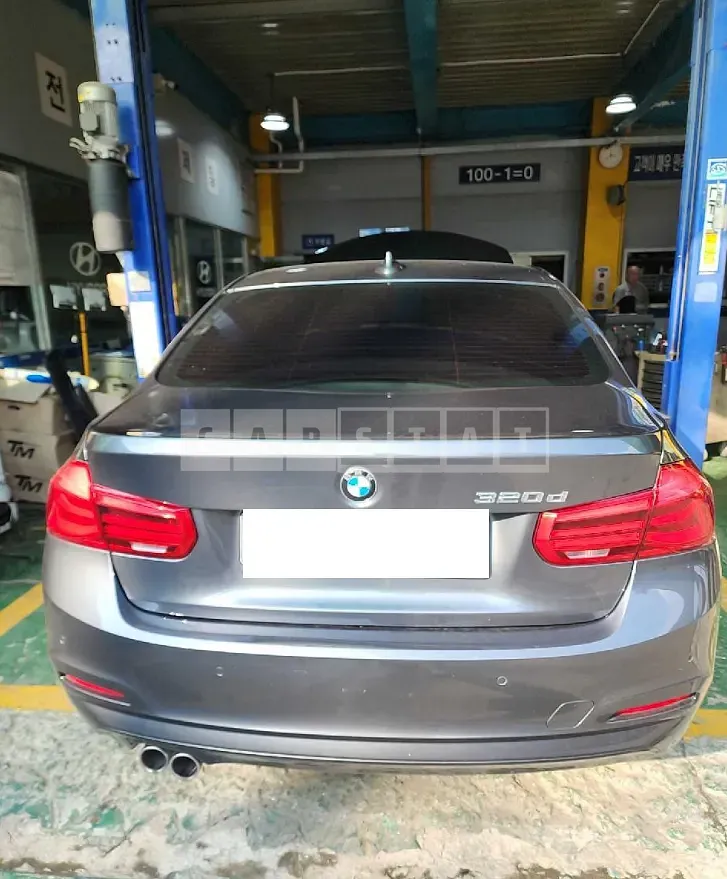 Photo 2 of 4: 2018 BMW 320d WLTP — Korean insurance auction