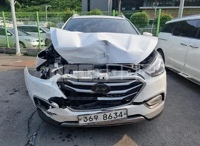 Photo 1 of 30: 2015 Hyundai Tucson, VIN KMHJT81VBFU027463 — Korean insurance auction