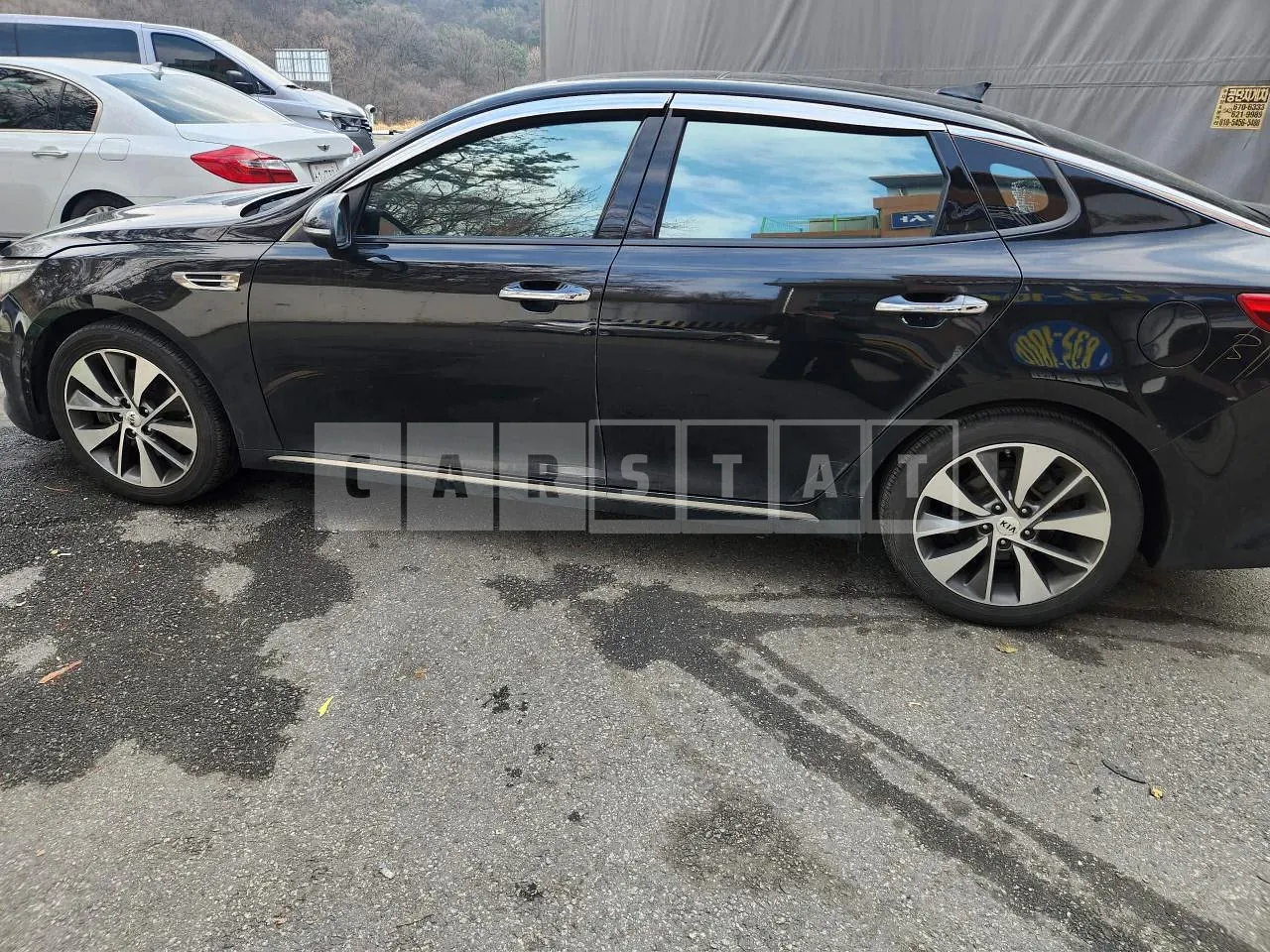 Photo 2 of 21: 2015 Kia K5, VIN KNAGU415GGA000729 — Korean insurance auction