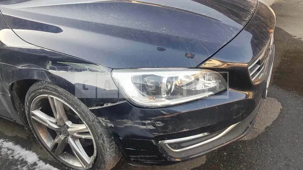 Photo 2 of 35: 2016 Volvo S60 D4, VIN YV1FSA8BDG2405673 — Korean insurance auction