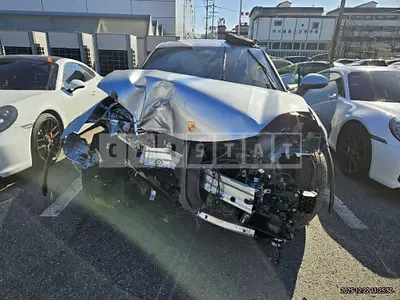 Photo 1 of 73: 2025 Porsche Macan 4 — Korean insurance auction