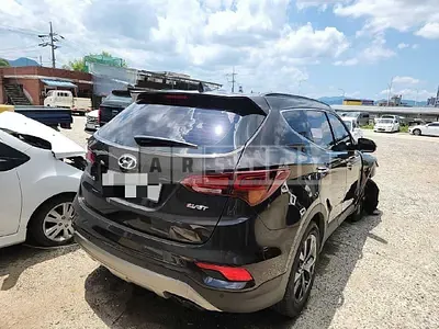 Photo 1 of 24: 2016 Hyundai Santa Fe 2.0, VIN KMHSW81UBHU744694 — Korean insurance auction