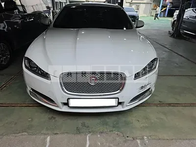 Photo 1 of 18: 2015 Jaguar XF 2.2d, VIN SAJAA05J8FDU67222 — Korean insurance auction