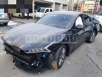 Photo 1 of 40: 2021 Kia K5 2.0, VIN KNAG241ABNA157831 — Korean insurance auction