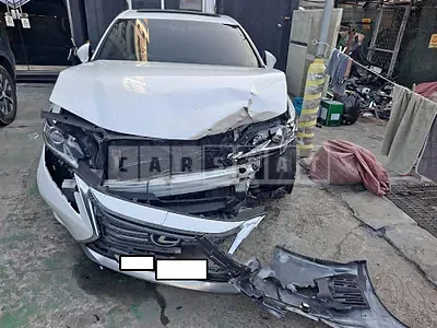 Photo 1 of 21: 2017 Lexus ES300h, VIN JTHBW1GG1H2133641 — Korean insurance auction