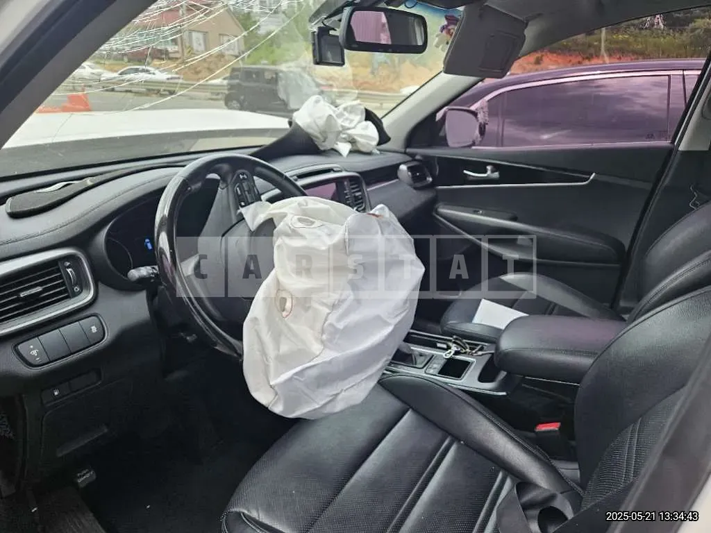 Photo 2 of 19: 2015 Kia Sorento — Korean insurance auction