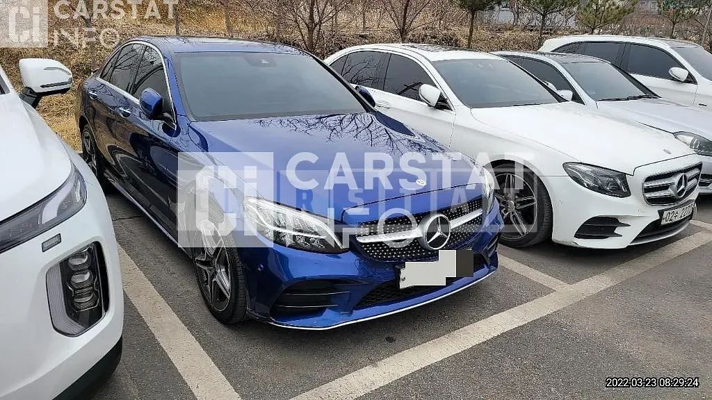 Photo 2 of 11: 2019 Mercedes-Benz C220d 4Matic, VIN WDDWF1FB1KR447951 — Korean insurance auction